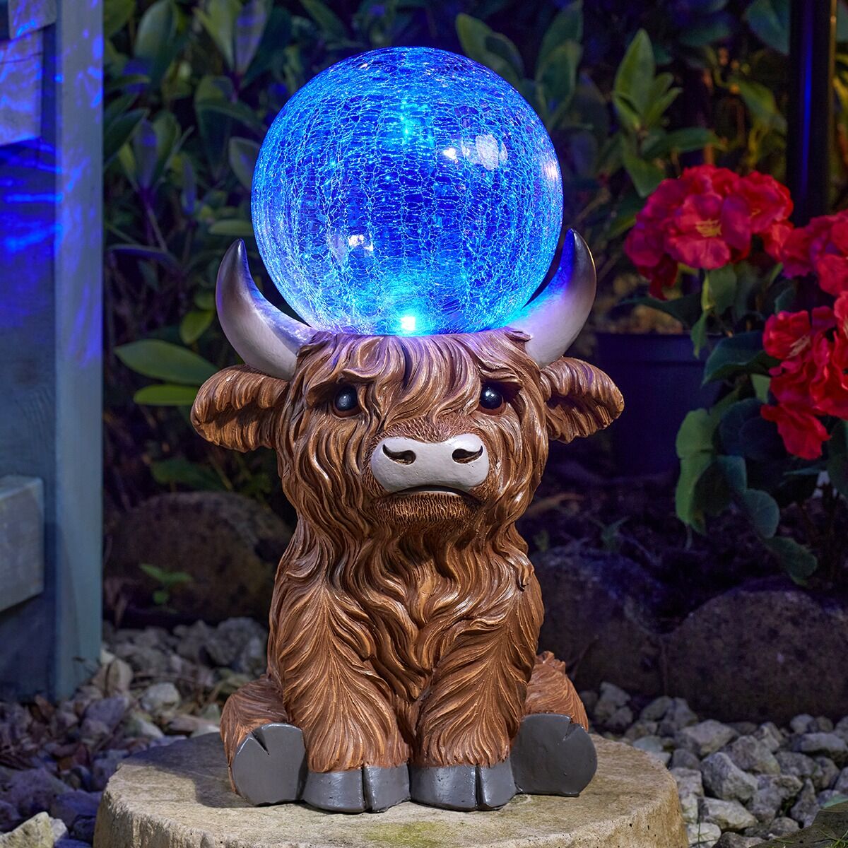 Highland Cow Orb Garden Ornament