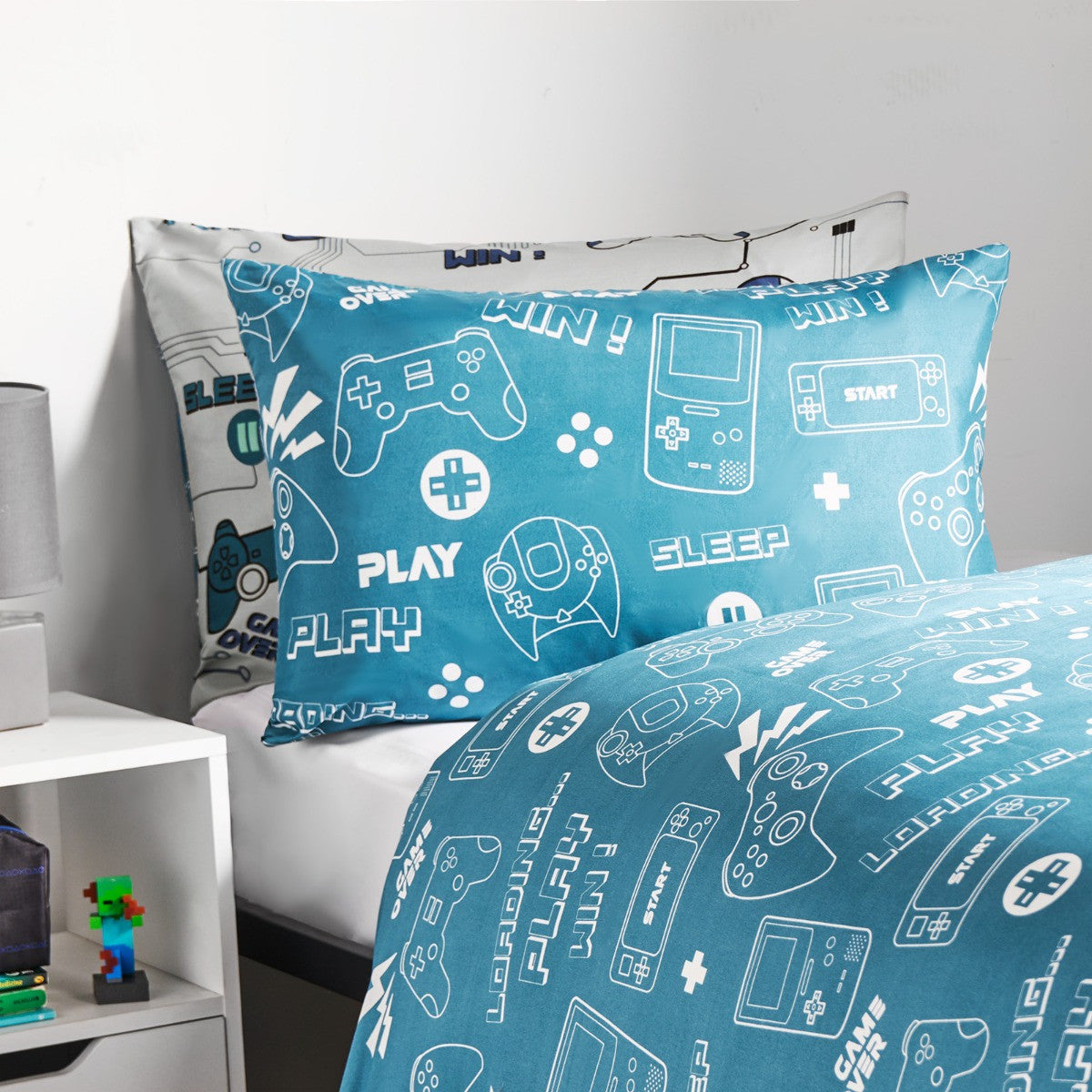 Gaming Console Print Reversible Duvet Cover Set